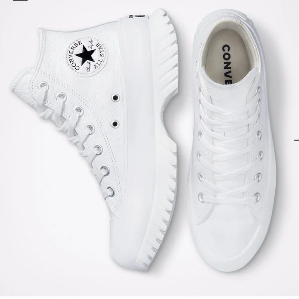 Converse Chuck Taylor All Star Lugged 2.0 Leather High Top White Size W10.5/M8.5